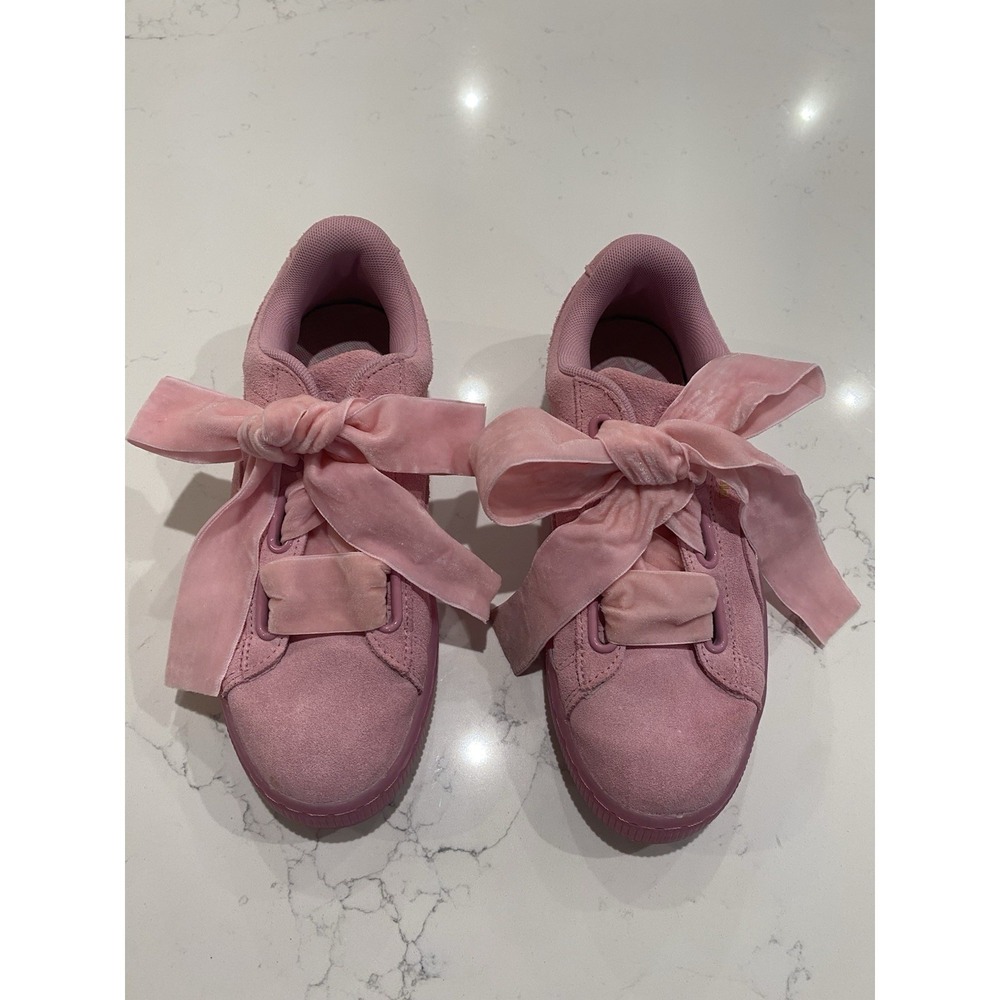 PUMA Suede Heart Reset "Prism Pink" Sneakers | Size 8 | Barbiecore Coquette Bows